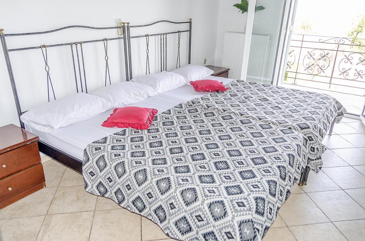 בוקארי Traditional Fishing Village Apartments מראה חיצוני תמונה