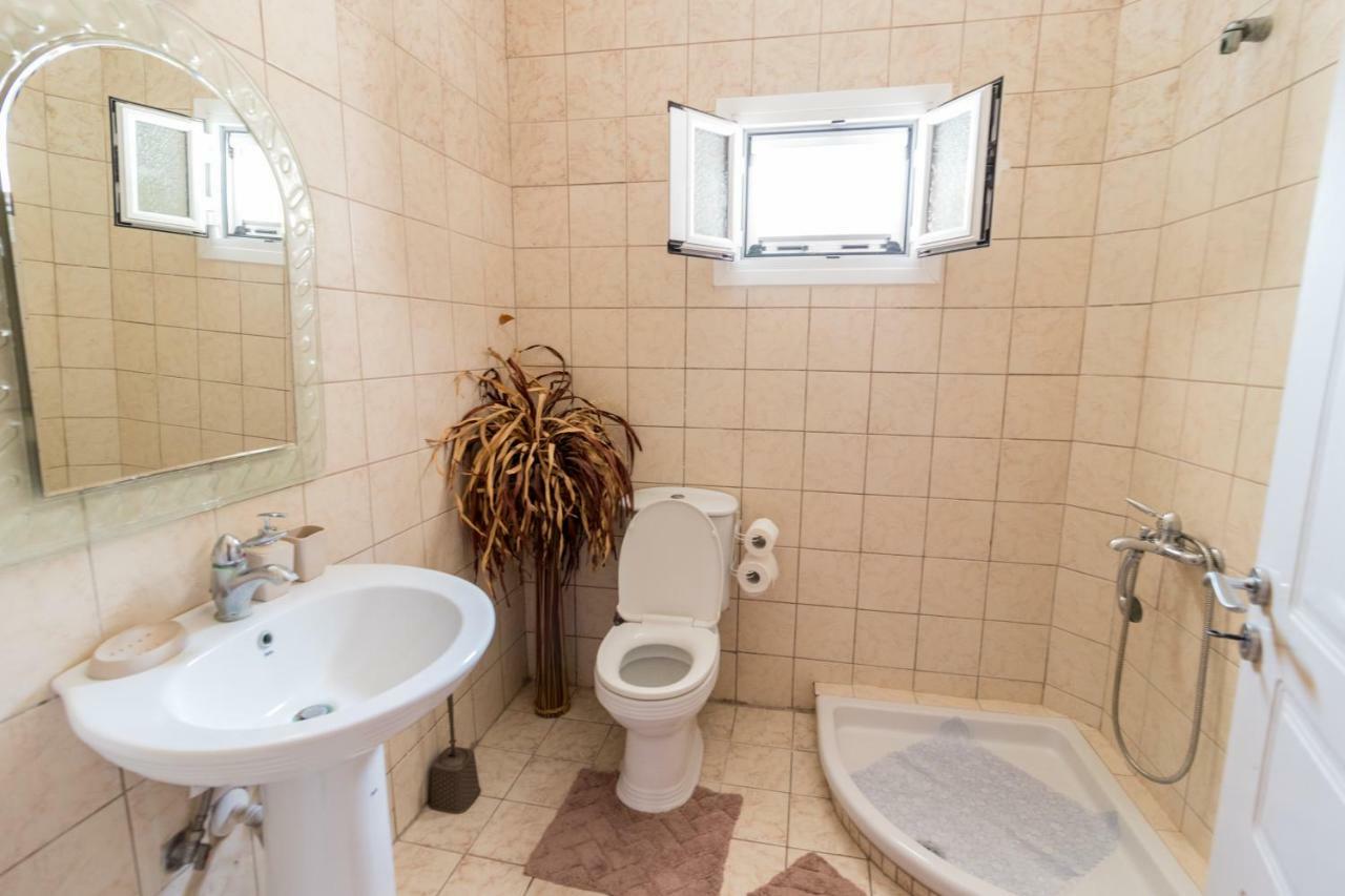 בוקארי Traditional Fishing Village Apartments מראה חיצוני תמונה
